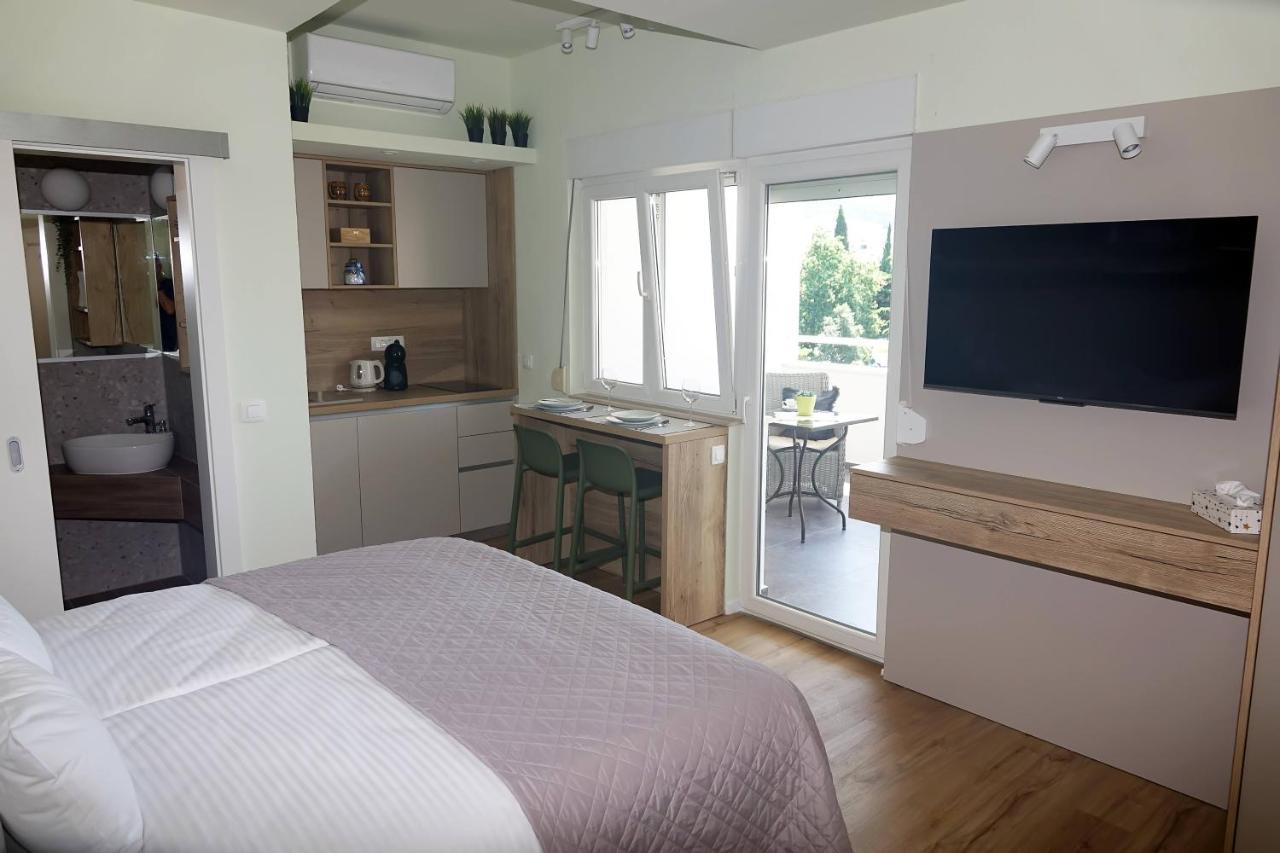מאקרסקה Apartments Bombonin מראה חיצוני תמונה
