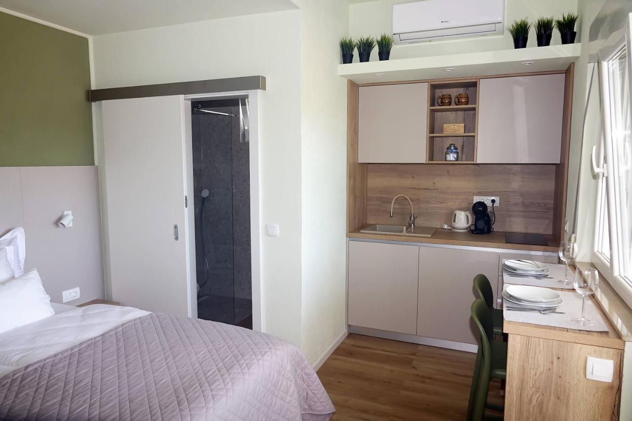 מאקרסקה Apartments Bombonin מראה חיצוני תמונה